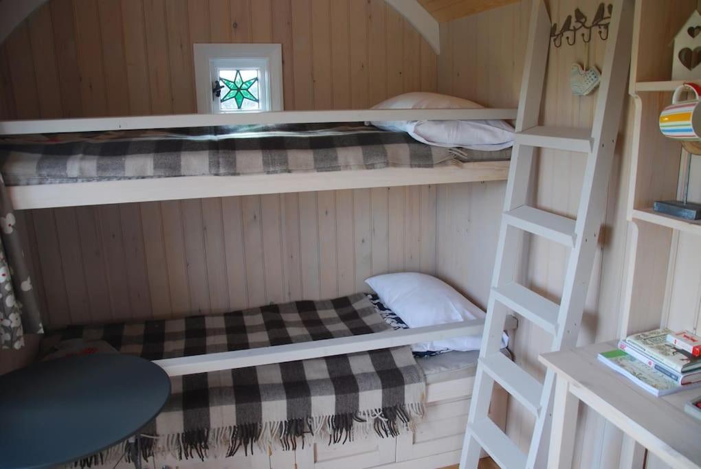 Skylark Shepherds Hut Роял-Танбридж-Веллс Екстер'єр фото