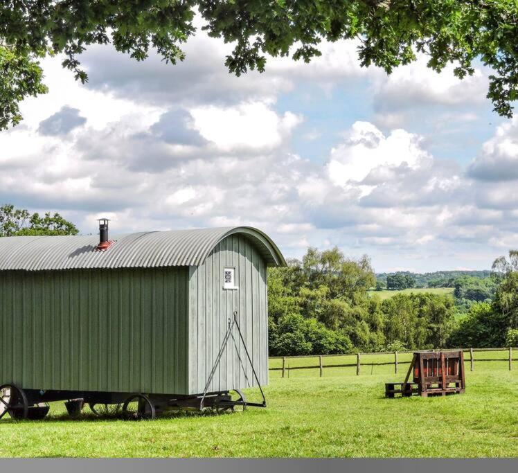 Skylark Shepherds Hut Роял-Танбридж-Веллс Екстер'єр фото